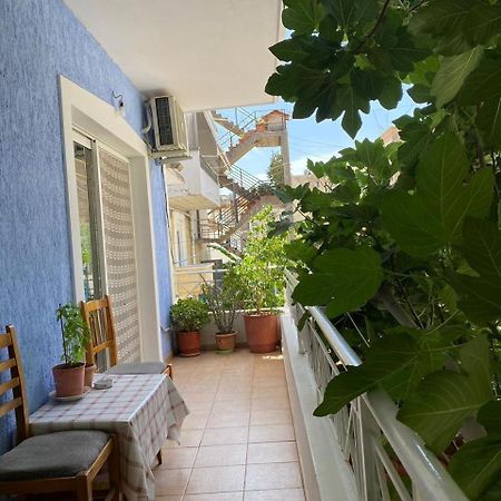 Tulipani Apartments Near Port Σαράντα Εξωτερικό φωτογραφία